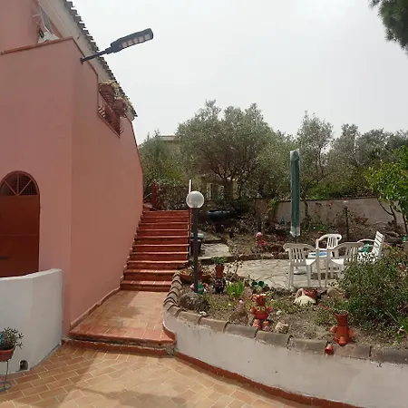 Paradiso بيت للعطل كالا ليبيروتو